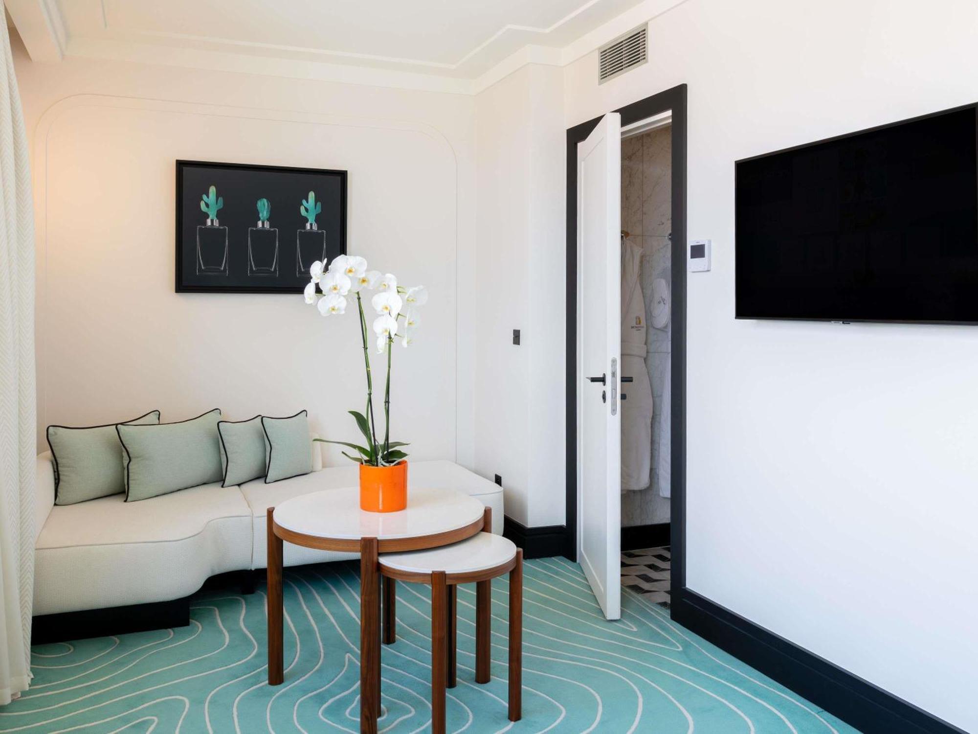 Deluxe Room City View