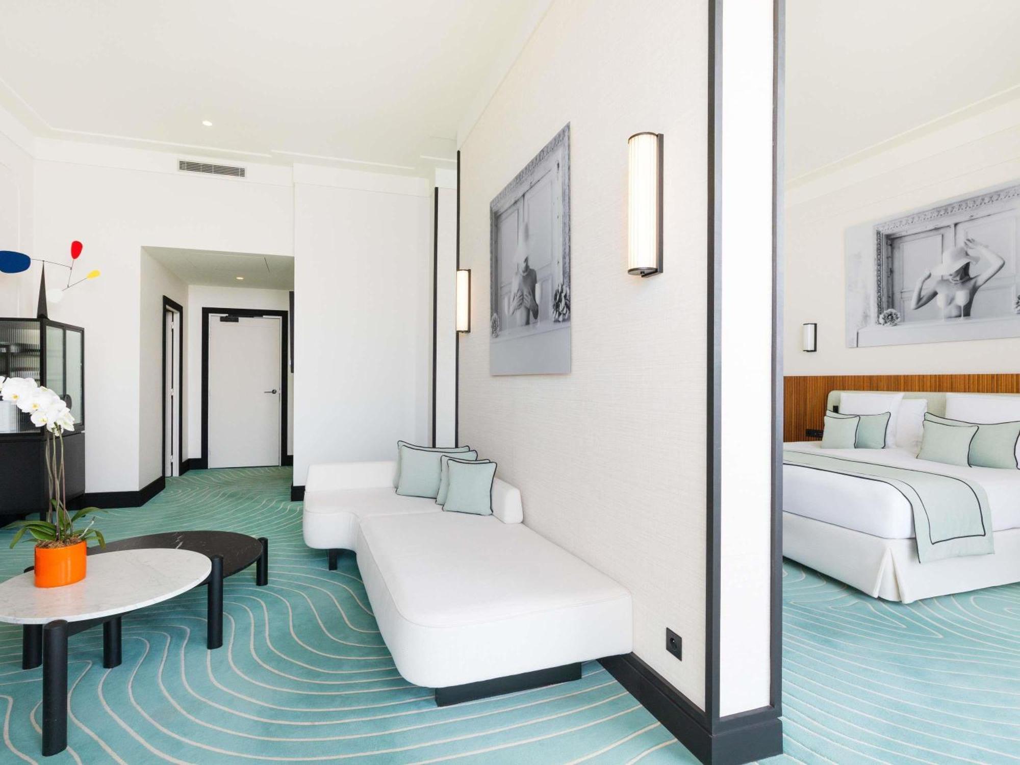 Signature Suite Terrace Sea View